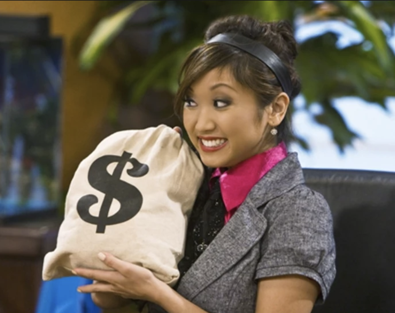 Brenda Song London From Suite Life On Deck Now Suite Life S Dylan