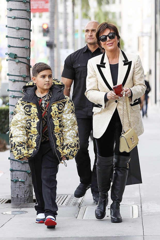 mason disick birthdate        
        <figure class=