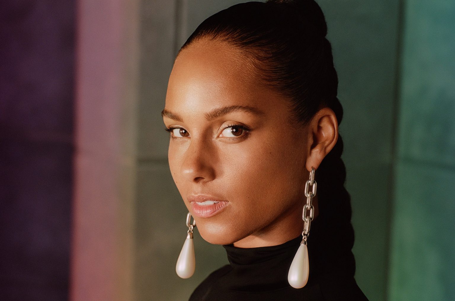 Alicia Keys Age How Old Is The R B Legend 