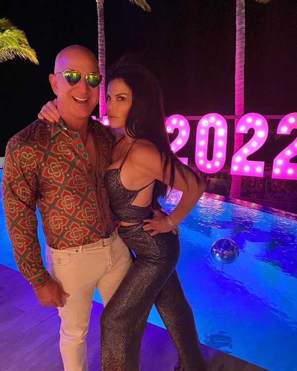 Jeff Bezos Girlfriend: The Amazon boss with Lauren Sanchez.